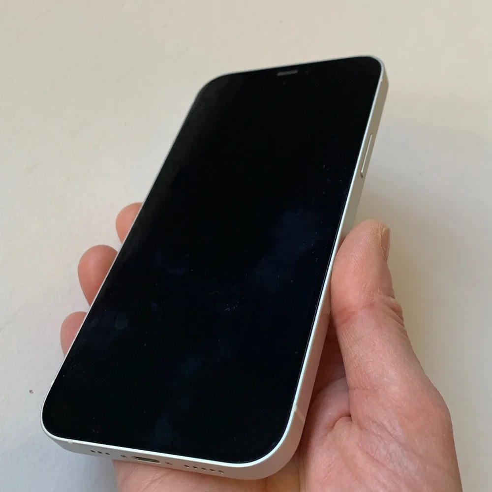 APPLE IPhone 12 128gb White EUC